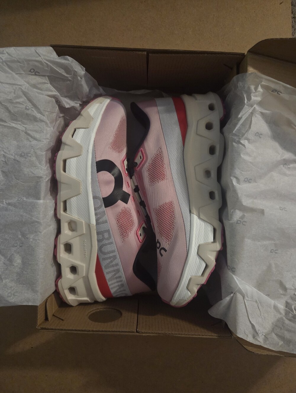 ON Running Sneakers Women 7.5 Cloudmonster Hyper